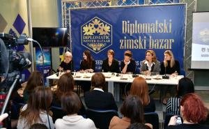 Foto: Dženan Kriještorac / Radiosarajevo.ba / S press konferencije: Humanitarna manifestacija
